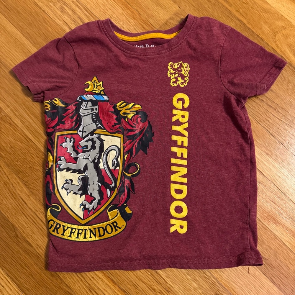 Warner Bros. Gryffindor Kids T-Shirt - Burgundy and Yellow